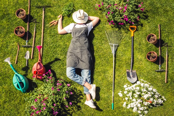  Right Equipment for Your Outdoor Projects